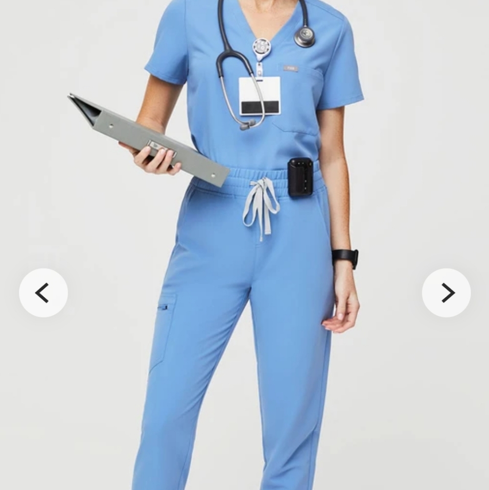 Ceil blue figs scrubs. S/MP